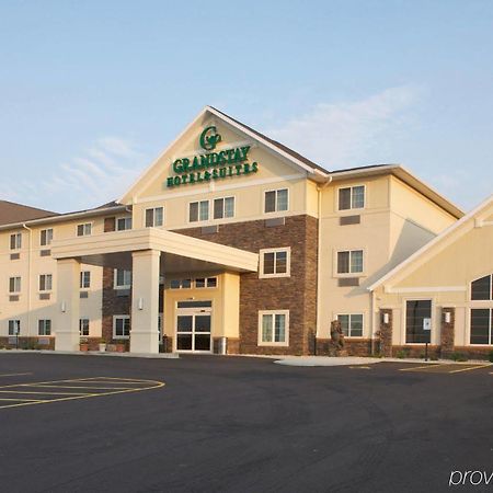 Grandstay Hotel & Suites Mount Horeb - Madison Екстериор снимка