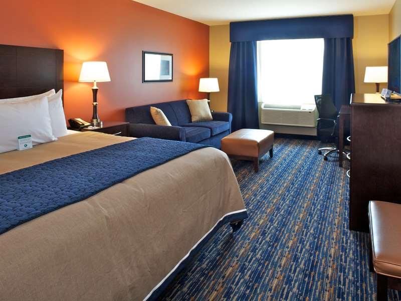 Grandstay Hotel & Suites Mount Horeb - Madison Стая снимка