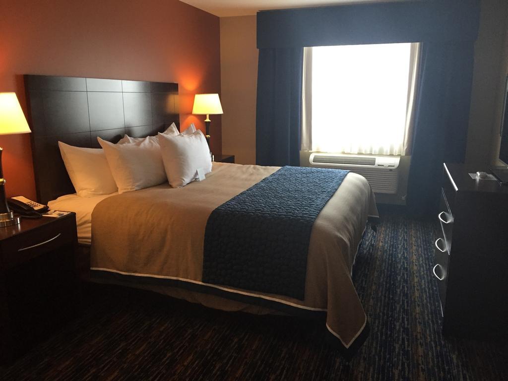 Grandstay Hotel & Suites Mount Horeb - Madison Стая снимка