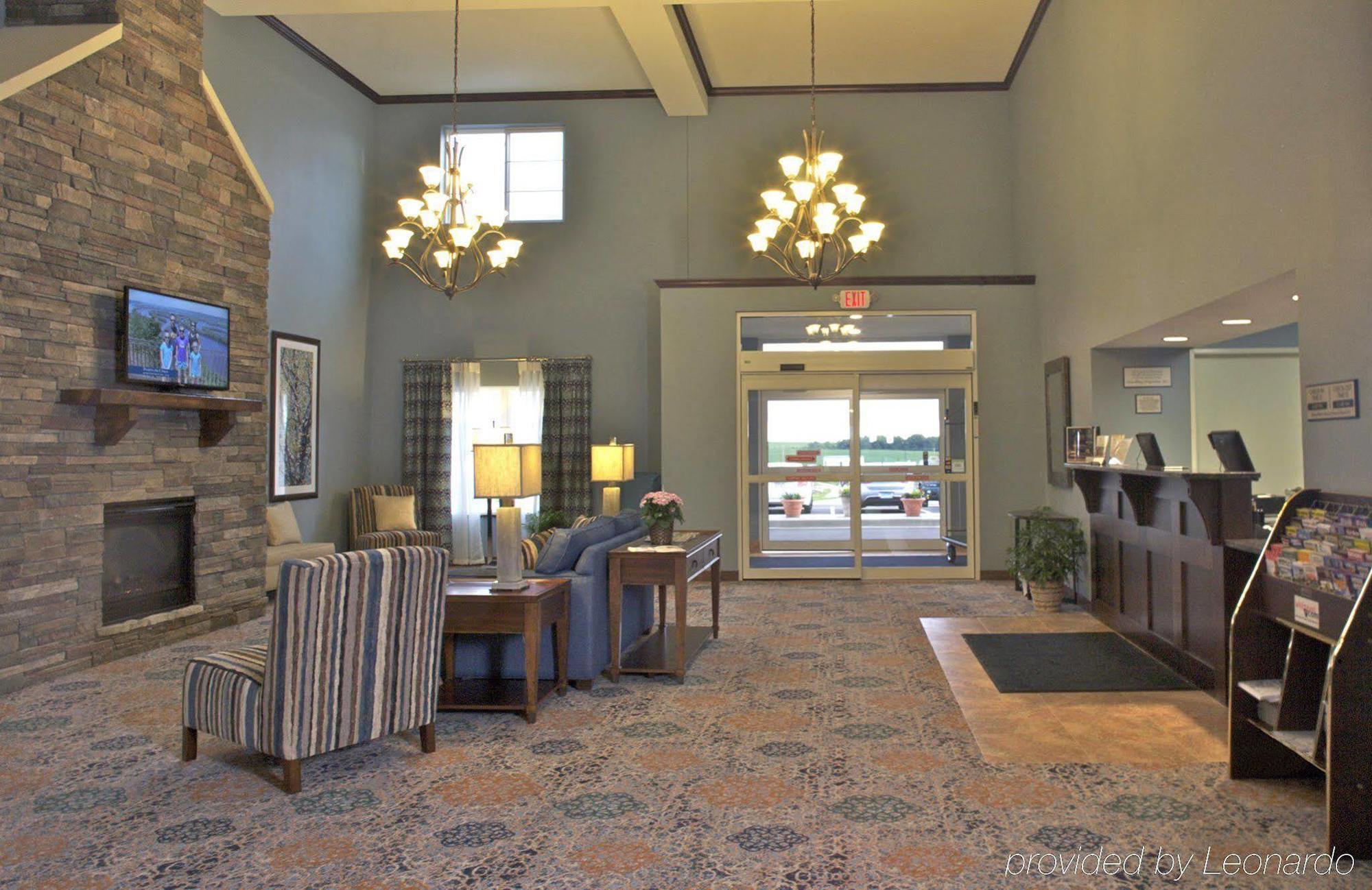 Grandstay Hotel & Suites Mount Horeb - Madison Екстериор снимка