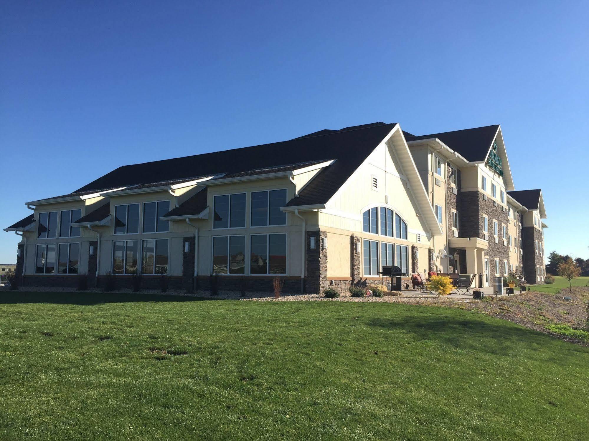 Grandstay Hotel & Suites Mount Horeb - Madison Екстериор снимка